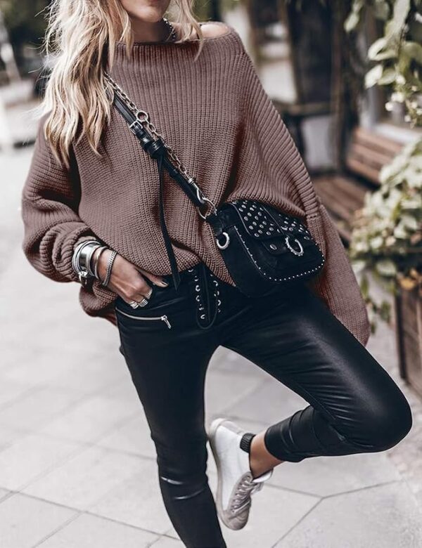 6 Black Leggings Outfits You Will Love